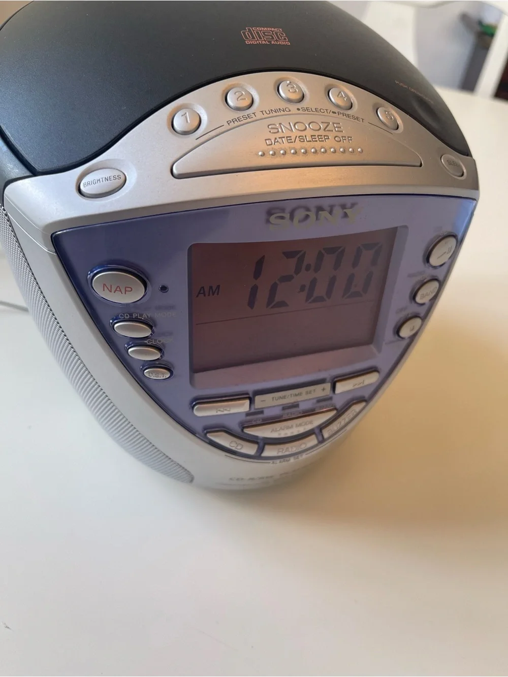 Sony Dream Machine CD Alarm Clock Radio AM/FM Dual Alarm Tested Working - Picture 2 of 7